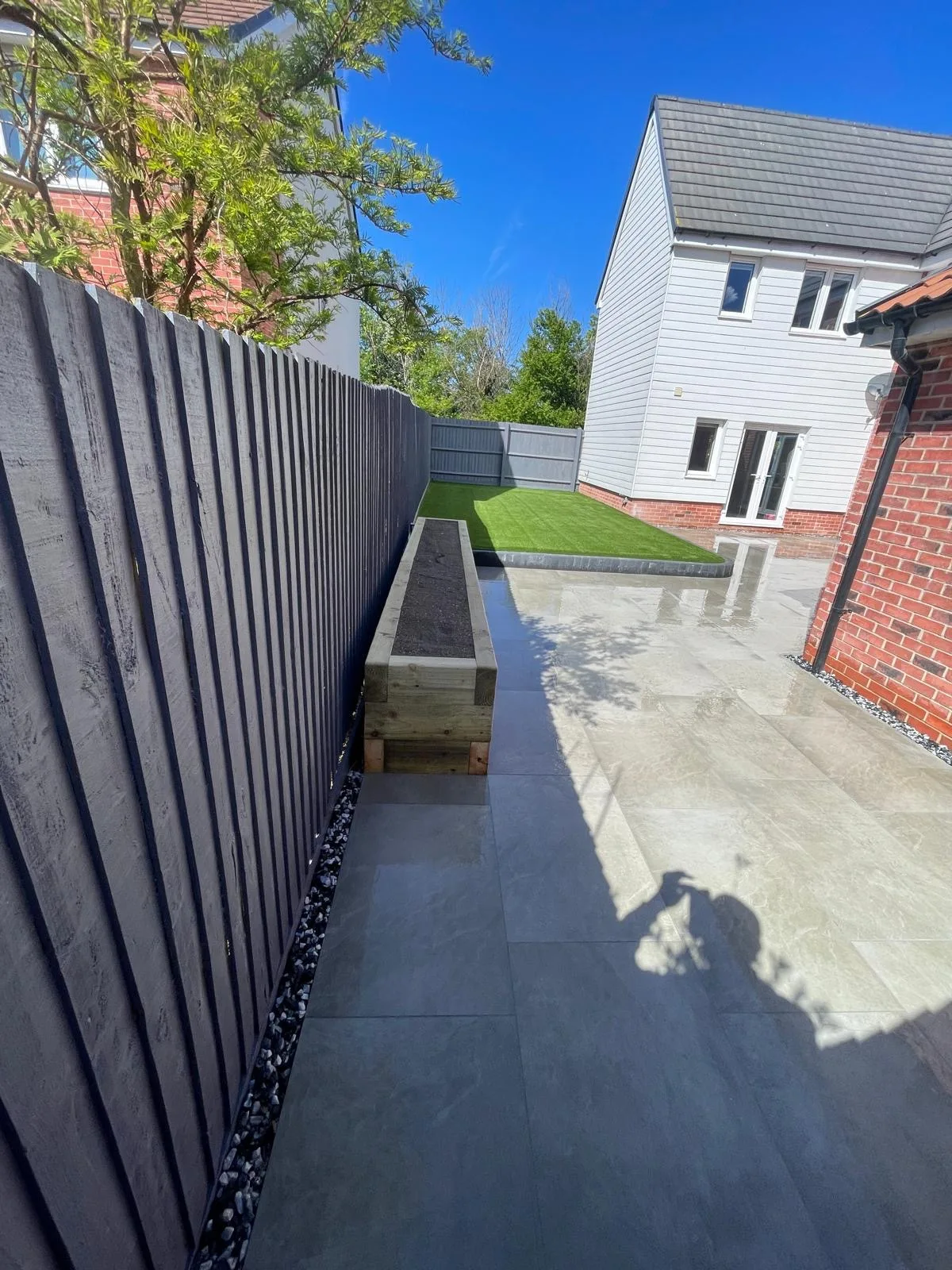 Garden boundary fencing
